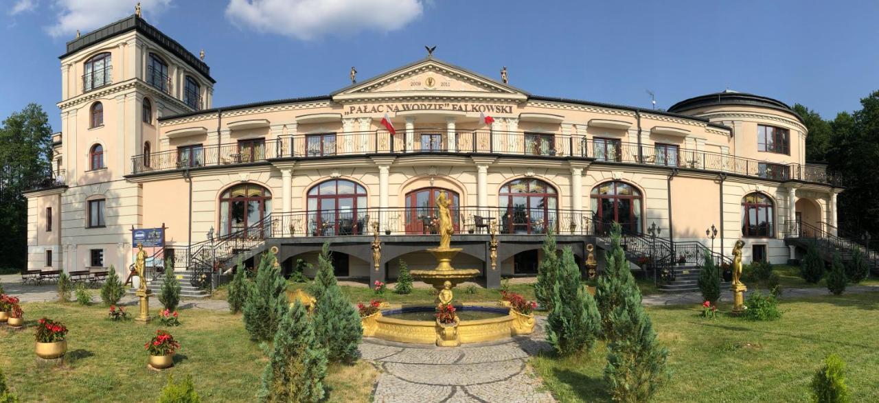 Uzdrowisko Sanatorium Augustow Palac Na Wodzie Falkowski 외부 사진